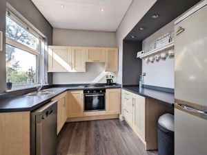 Photo 15- click for photo gallery